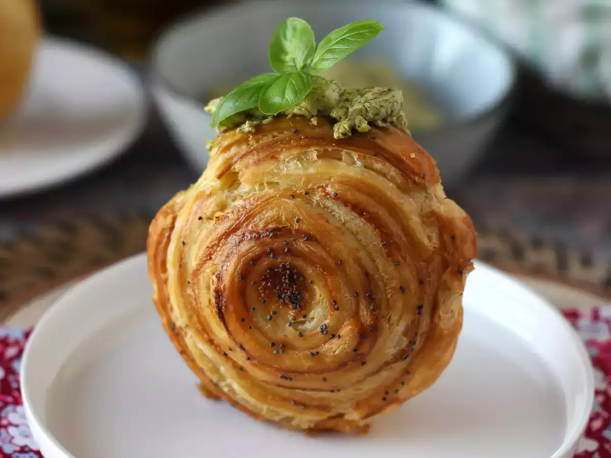 Lätt saltad New York-rulle med pesto och färskost med 4 ingredienser - foto 3