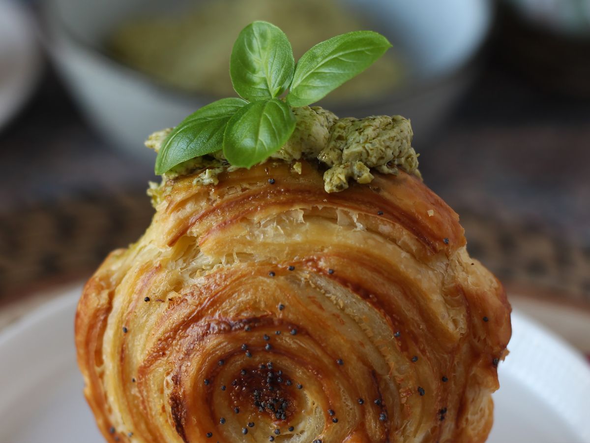 Lätt saltad New York-rulle med pesto och färskost med 4 ingredienser - foto 4