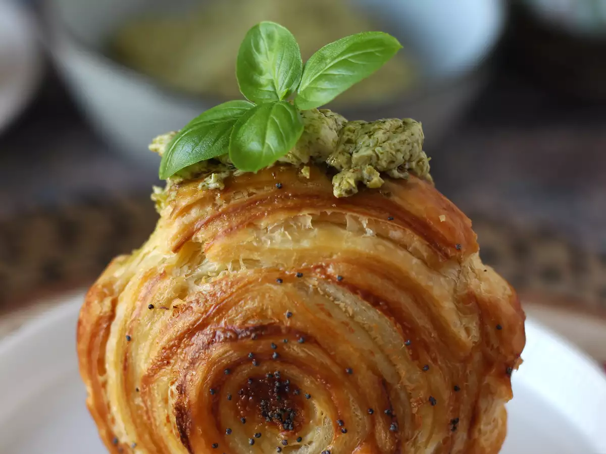 Lätt saltad New York-rulle med pesto och färskost med 4 ingredienser - foto 4
