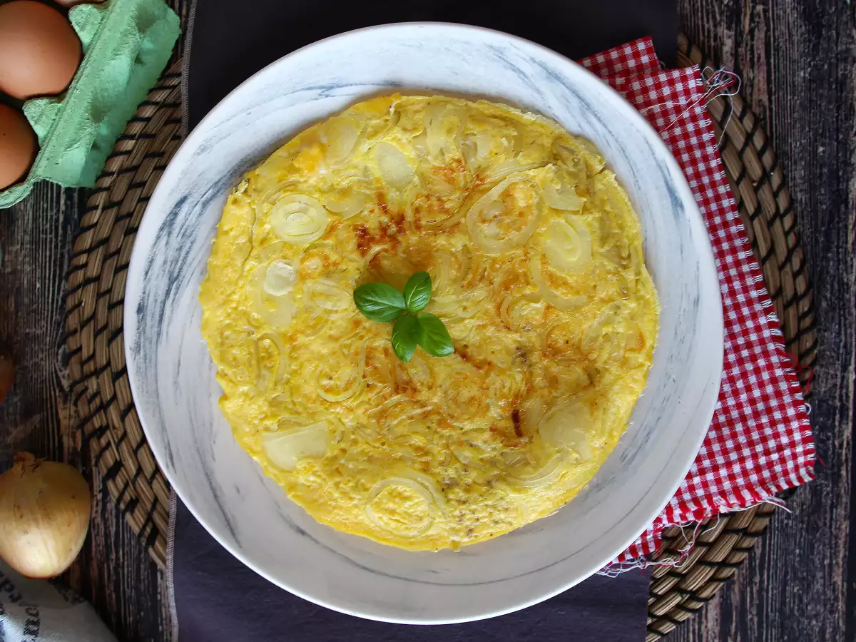 Lökfrittata – ett gott och superenkelt recept - foto 3