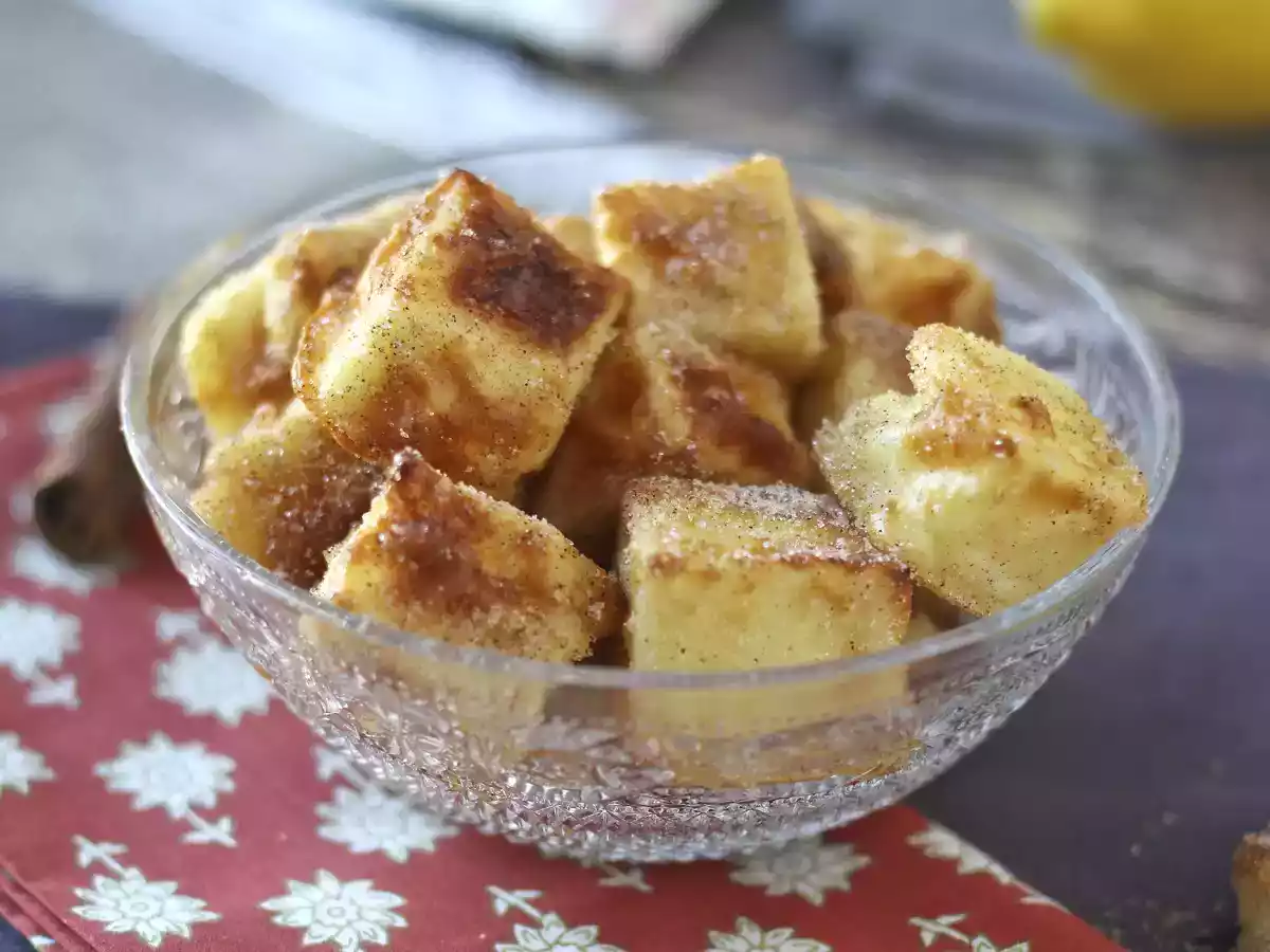 Luftstekt mjölk i en luftfryser. Den traditionella desserten med mindre olja och samma smak som alltid.