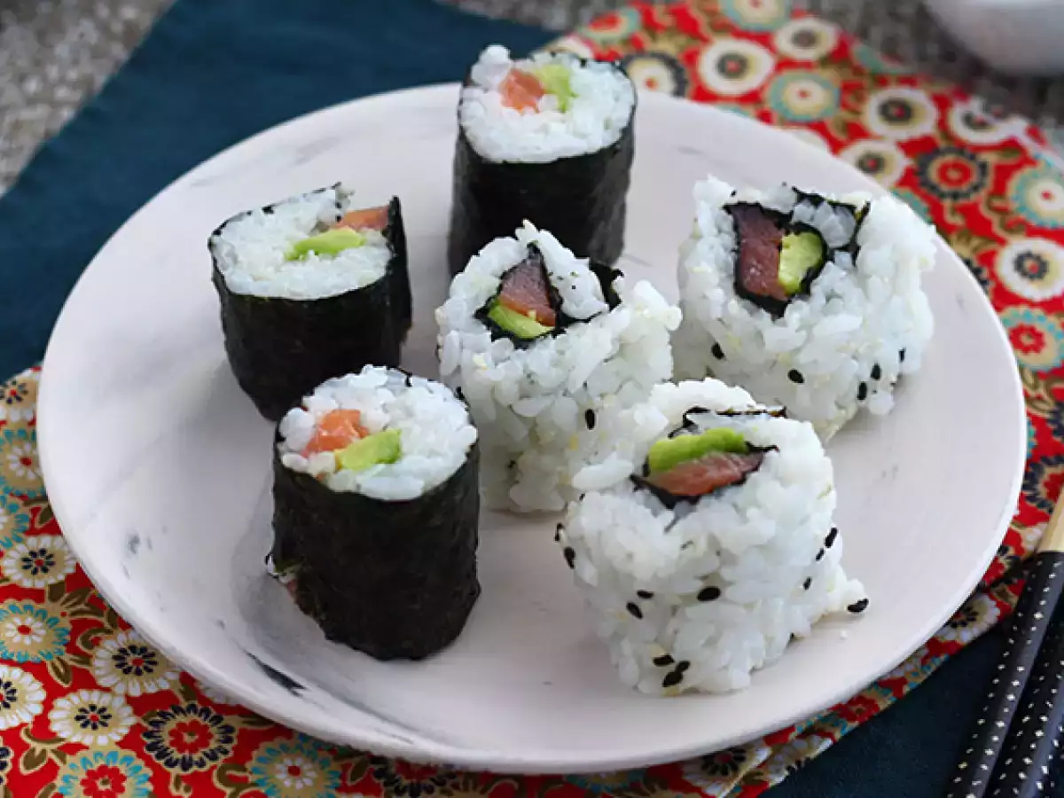 Maki med rökt lax och avokado - foto 4