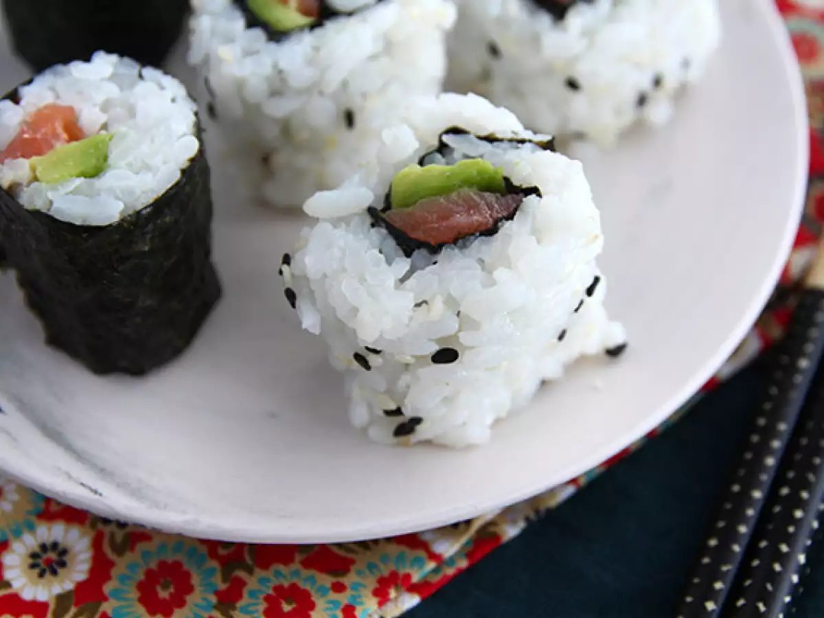 Maki med rökt lax och avokado - foto 5