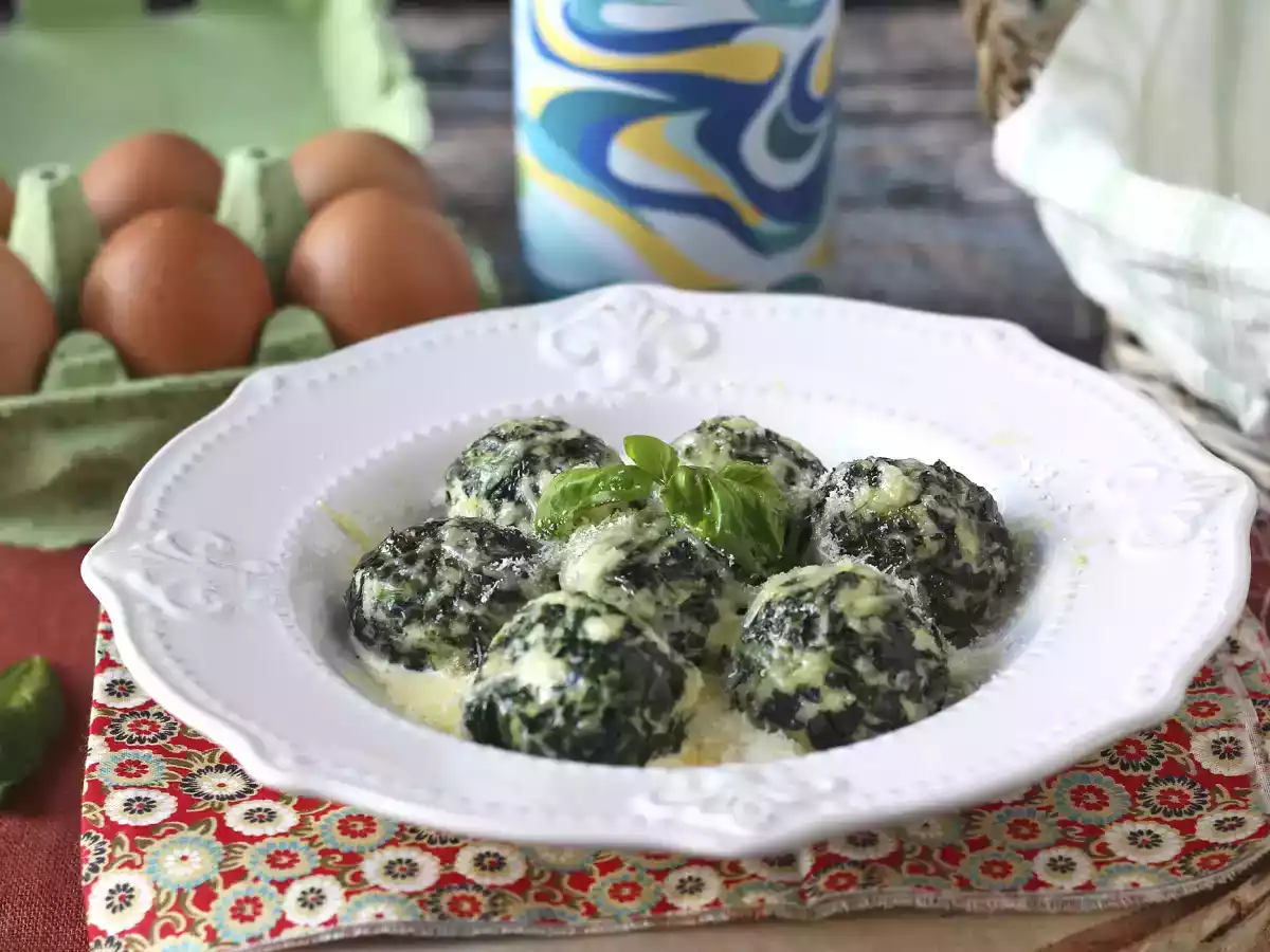 Malfatti med spenat och ricotta, det enkla receptet på hemlagad pasta som inte behöver knådas