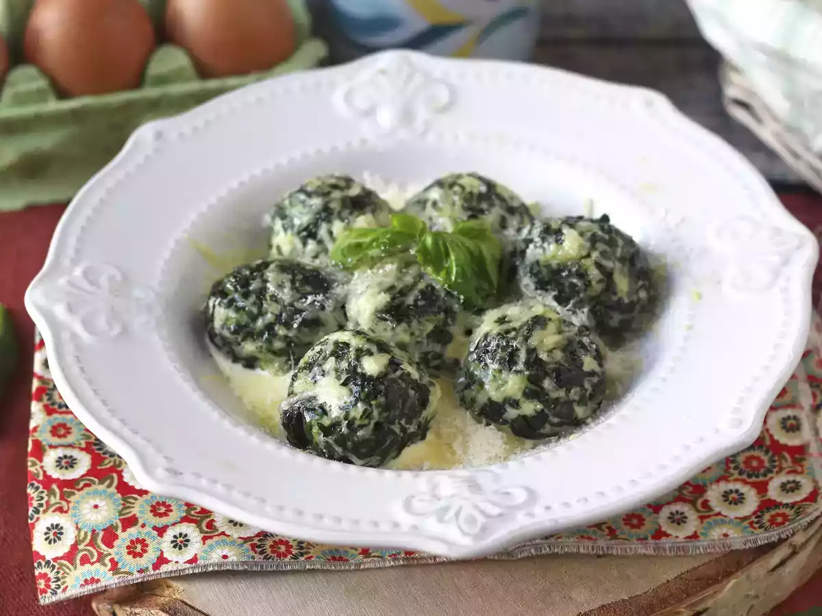 Malfatti med spenat och ricotta, det enkla receptet på hemlagad pasta som inte behöver knådas - foto 2
