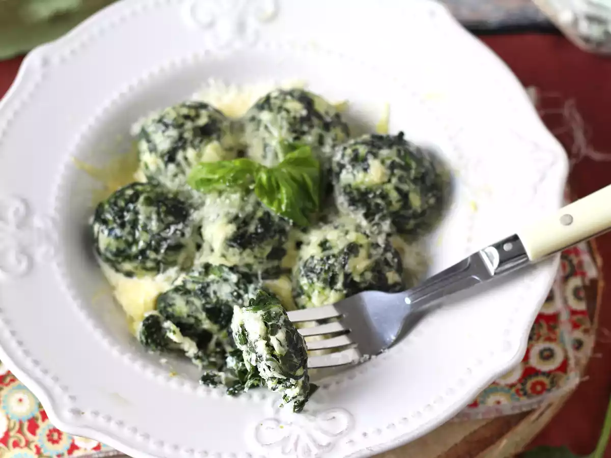 Malfatti med spenat och ricotta, det enkla receptet på hemlagad pasta som inte behöver knådas - foto 3
