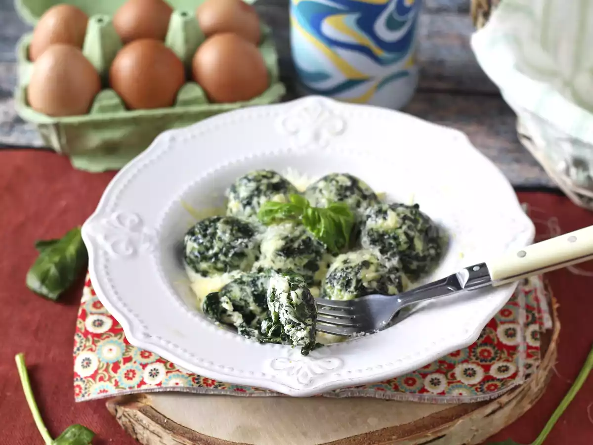 Malfatti med spenat och ricotta, det enkla receptet på hemlagad pasta som inte behöver knådas - foto 5