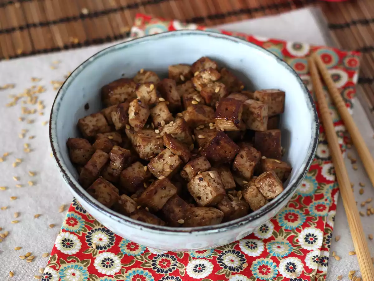 Marinerad tofu med asiatiska smaker (du kommer att älska tofu efter detta!)