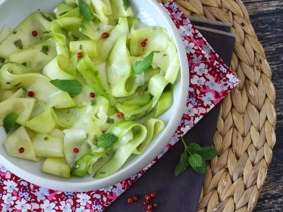 Marinerad zucchini – sommarens perfekta grönsakscarpaccio - foto 6