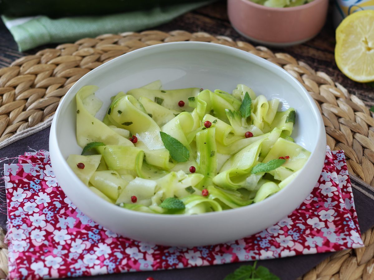 Marinerade zucchini, den perfekta grönsakscarpaccion för sommaren! - foto 4