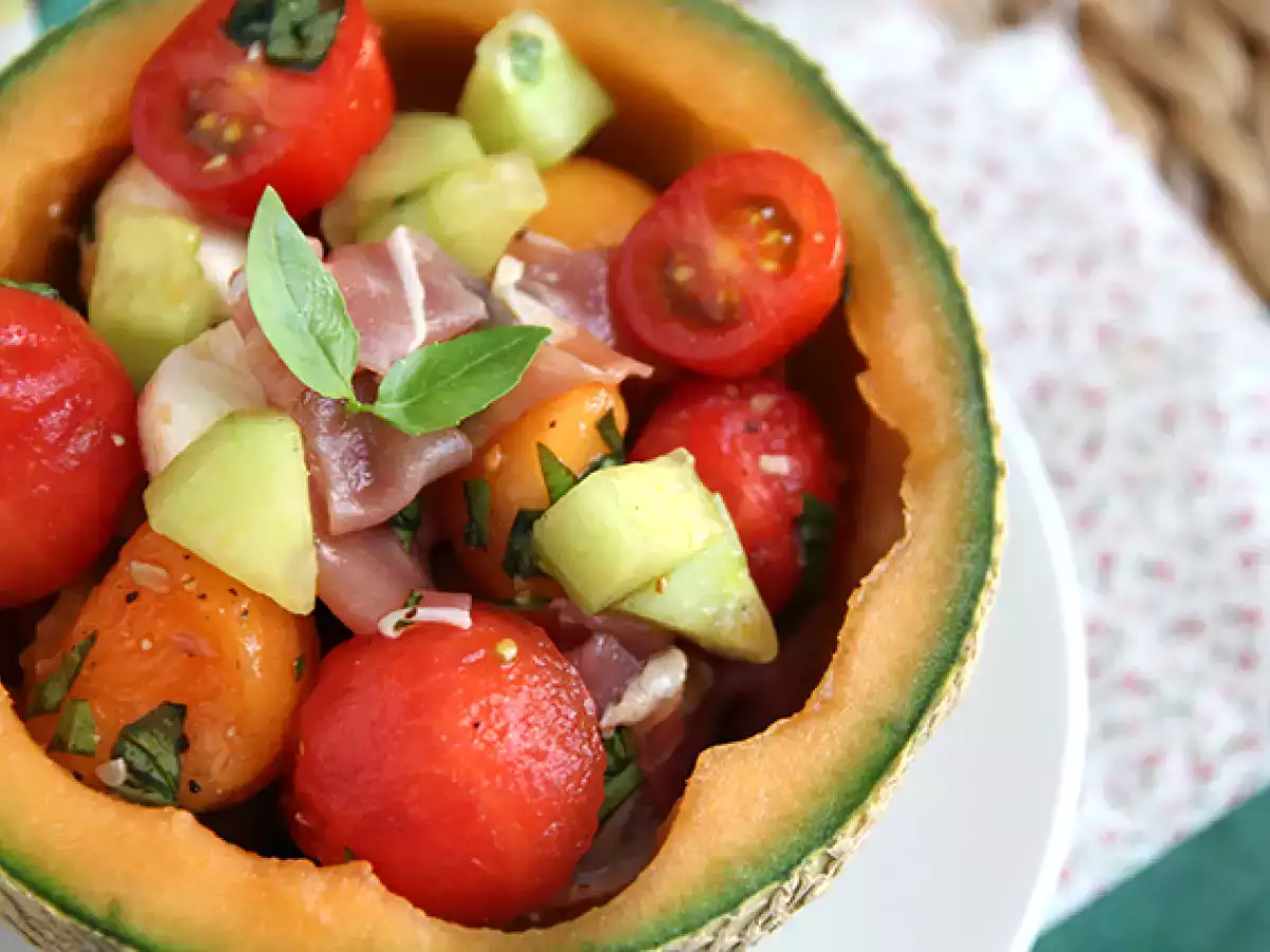 Melonsallad i melonhalvor - foto 5