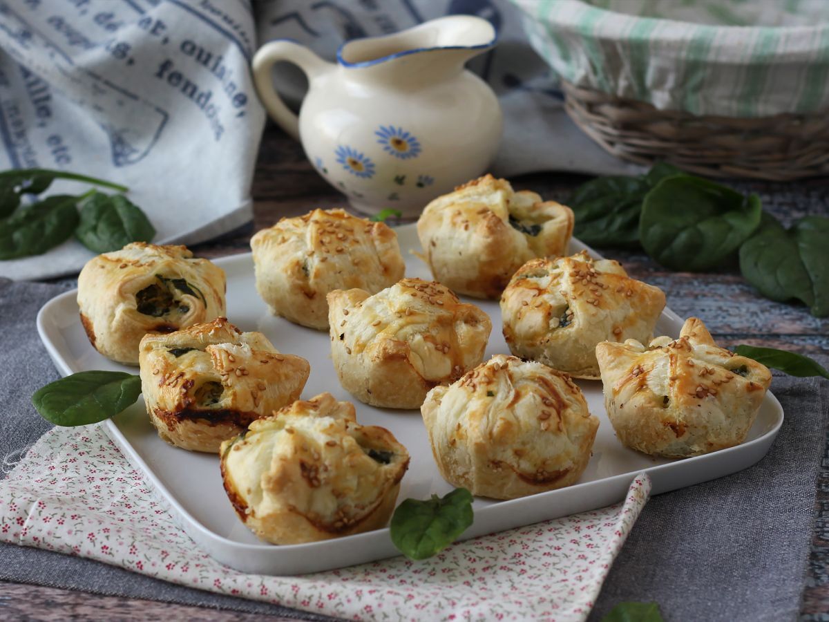 Mini smördegsbakelser med spenat och getost - foto 4