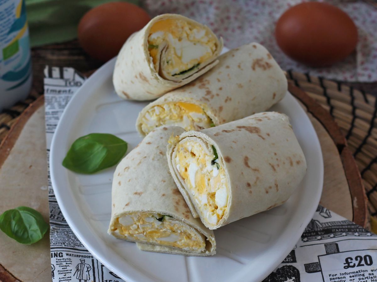 Mjuk och superproteinfylld wrap med ägg och fetaost - foto 3