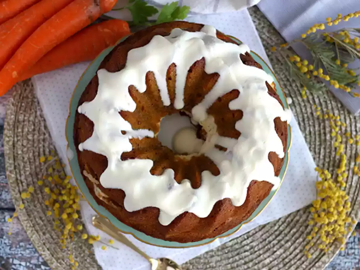Morotskaka med cheesecakefyllning - foto 5
