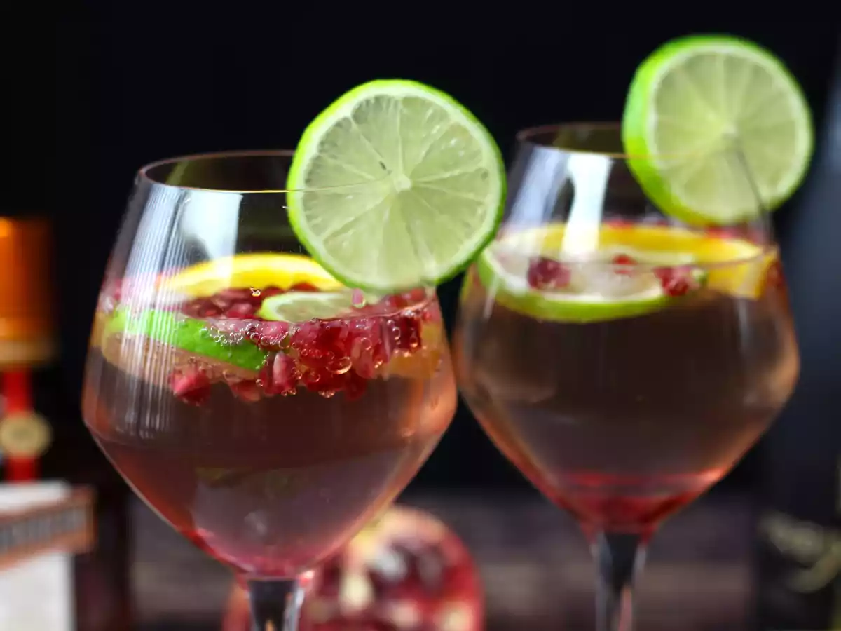 Mousserande vin sangria: den uppfriskande stjärnan på festligheterna - foto 5