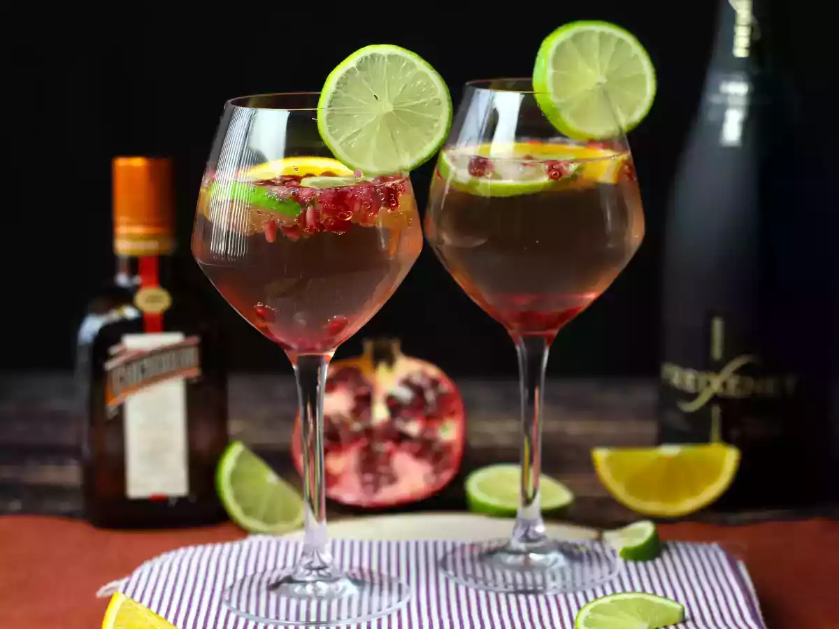Mousserande vin sangria: den uppfriskande stjärnan på festligheterna - foto 6