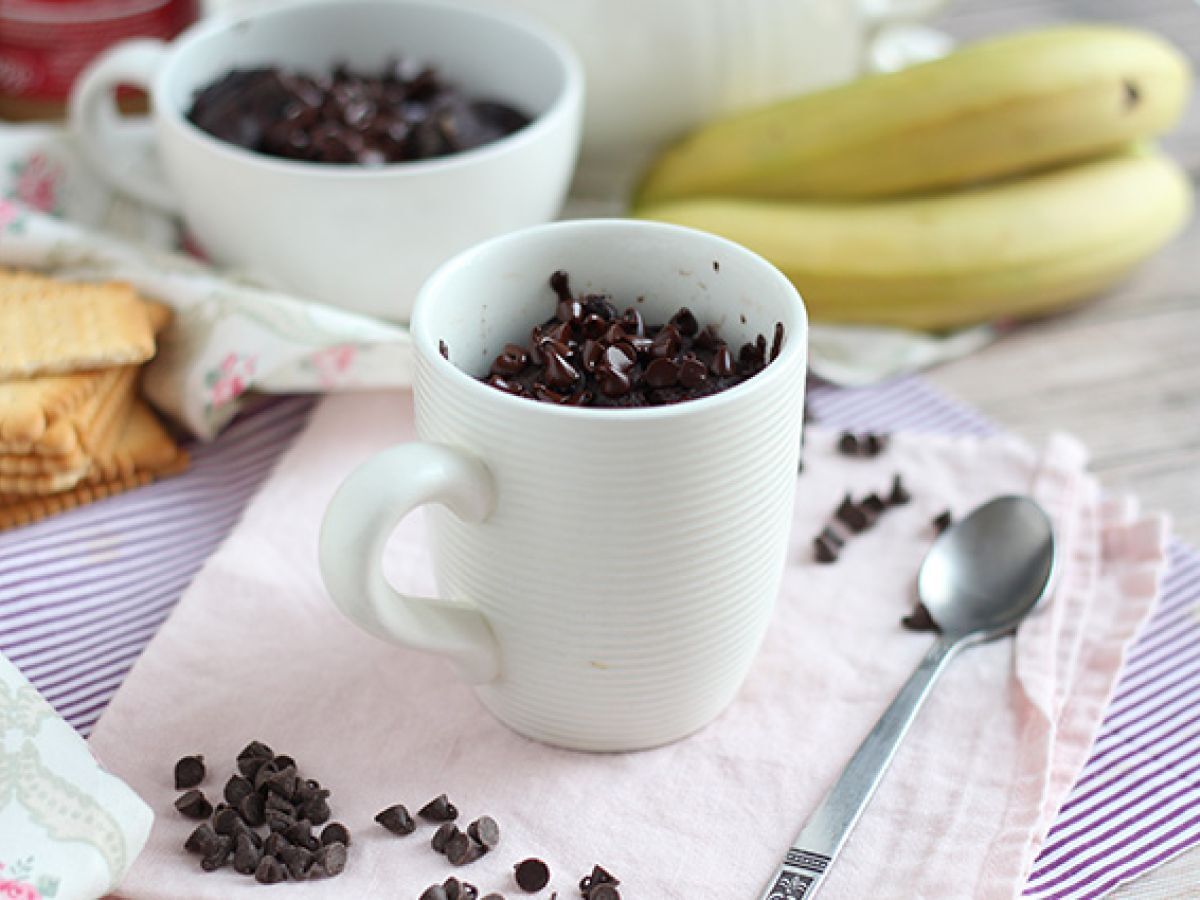 Mug cake med choklad och jordnötssmör i mikrovågsugnen på 1 minut. - foto 4