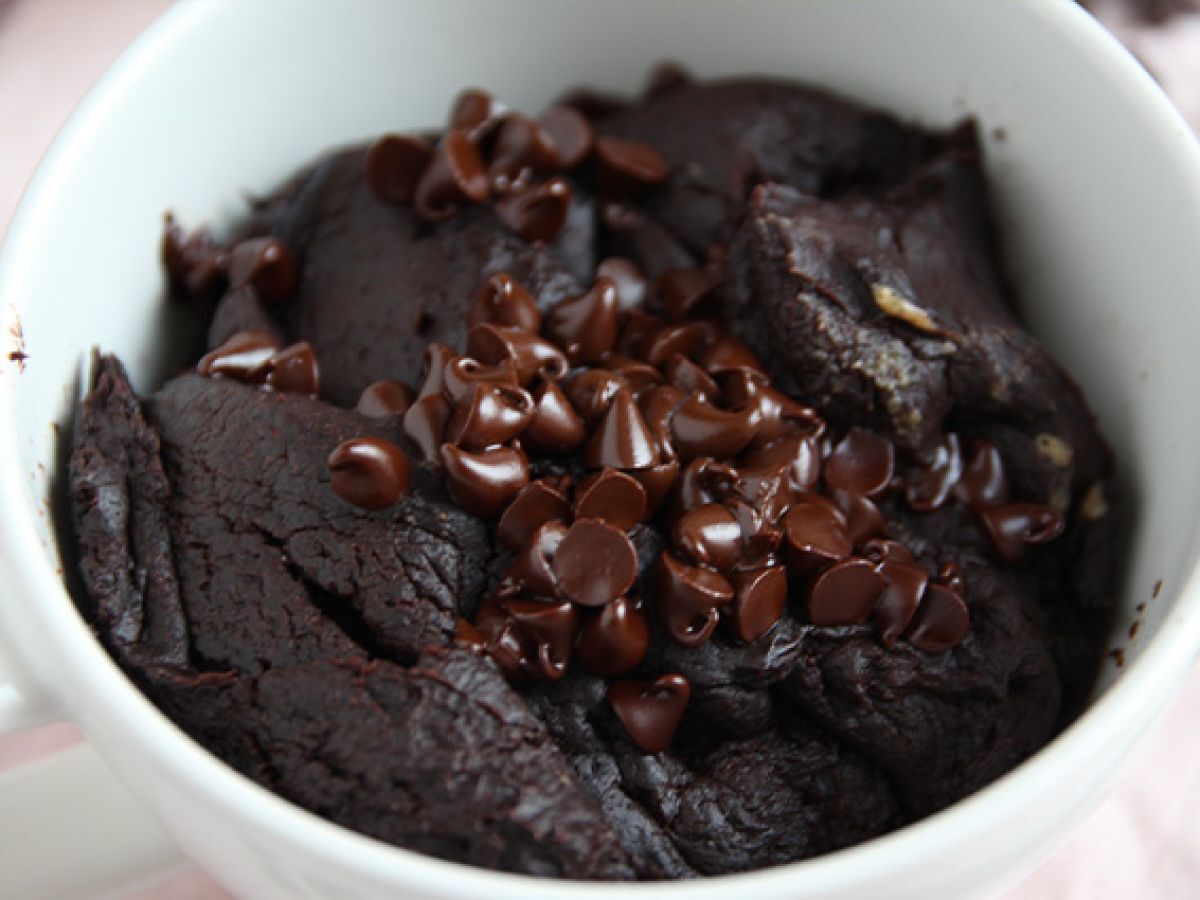 Mug cake med choklad och jordnötssmör i mikrovågsugnen på 1 minut. - foto 7