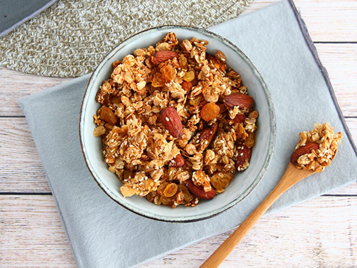 Müsli, hemlagat granola