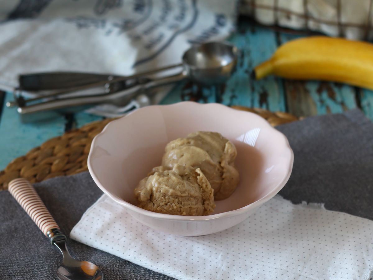 Nice cream banana, vegansk glass med bananer! Ingen glassmaskin
