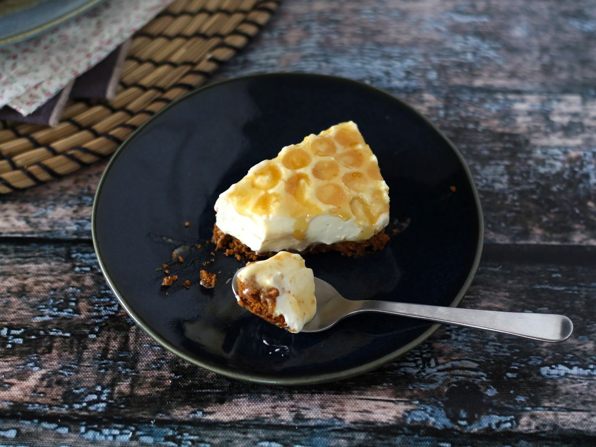 No-bake citron- och honungscheesecake (handledning för tårtdekoration) - foto 4