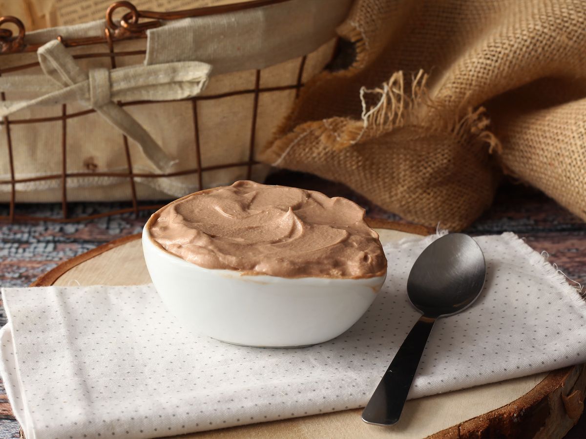 Nutella-grädde, perfekt för att toppa tårtor och lagerkakor - foto 4