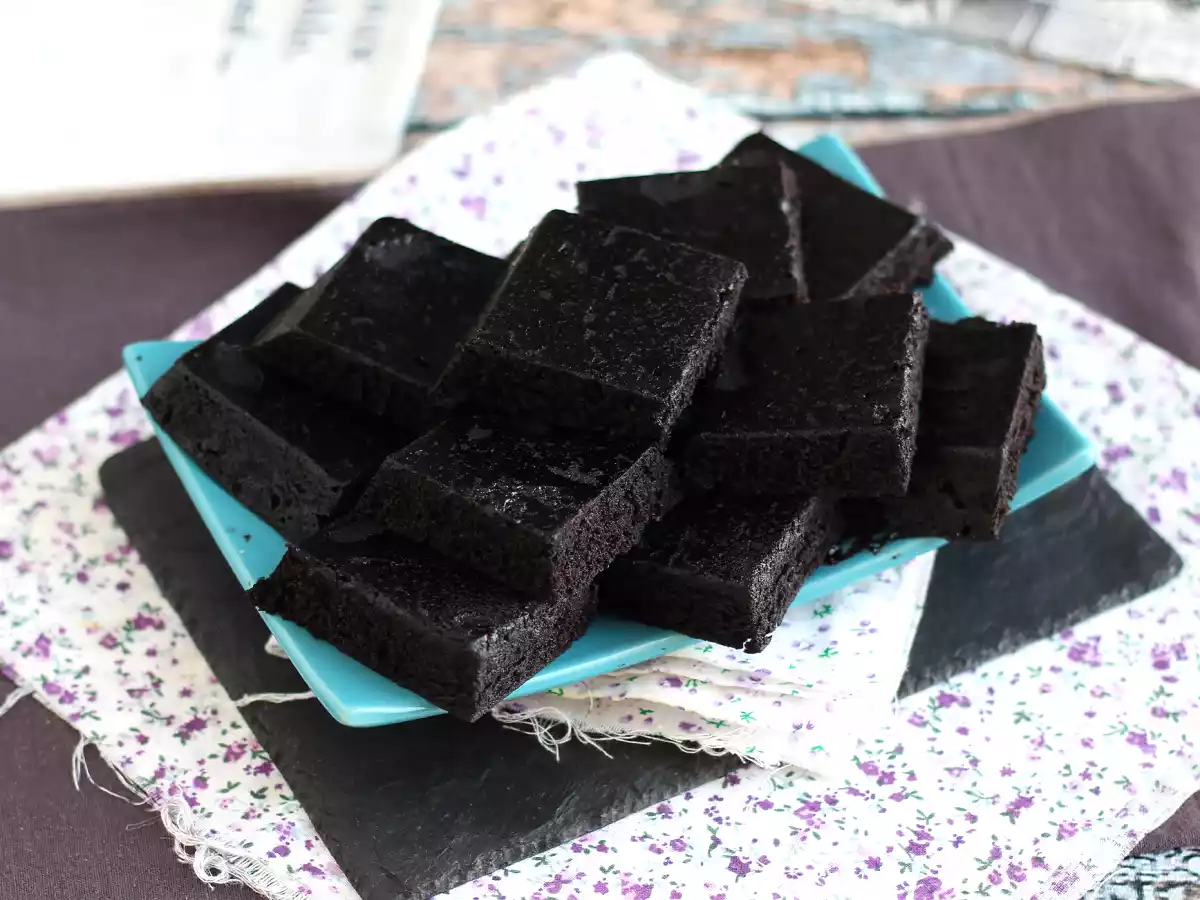 Oreo-kaka med bara 3 ingredienser, klar på 6 minuter i mikrovågsugnen! - foto 2