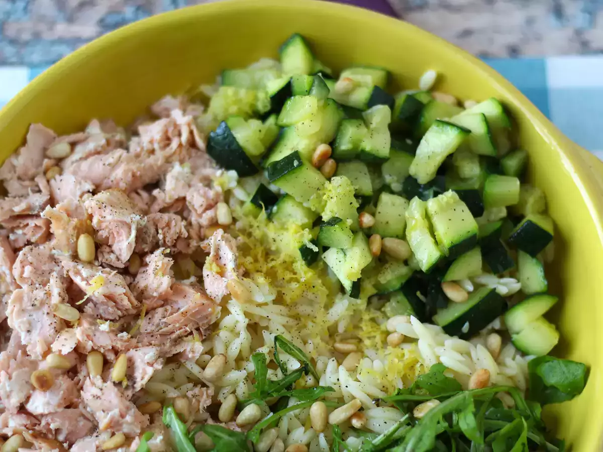 Orzo pastasallad med lax och zucchini - foto 6