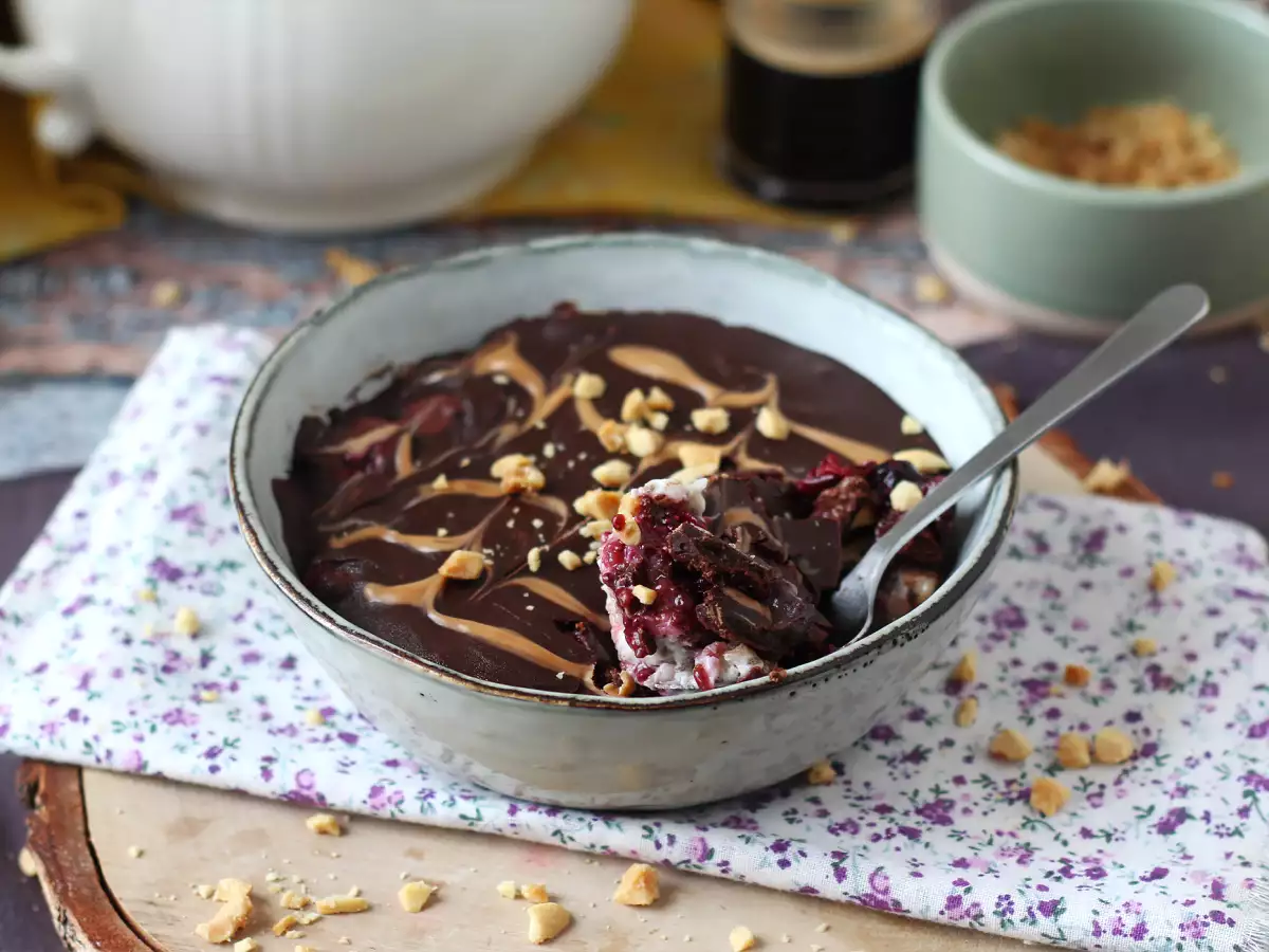 Overnight oats med röda bär och choklad – en hälsosam och mättande frukost! - foto 7