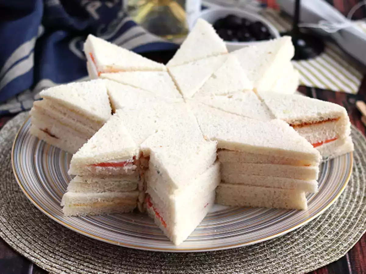 Överraskningsbröd i origamistjärna