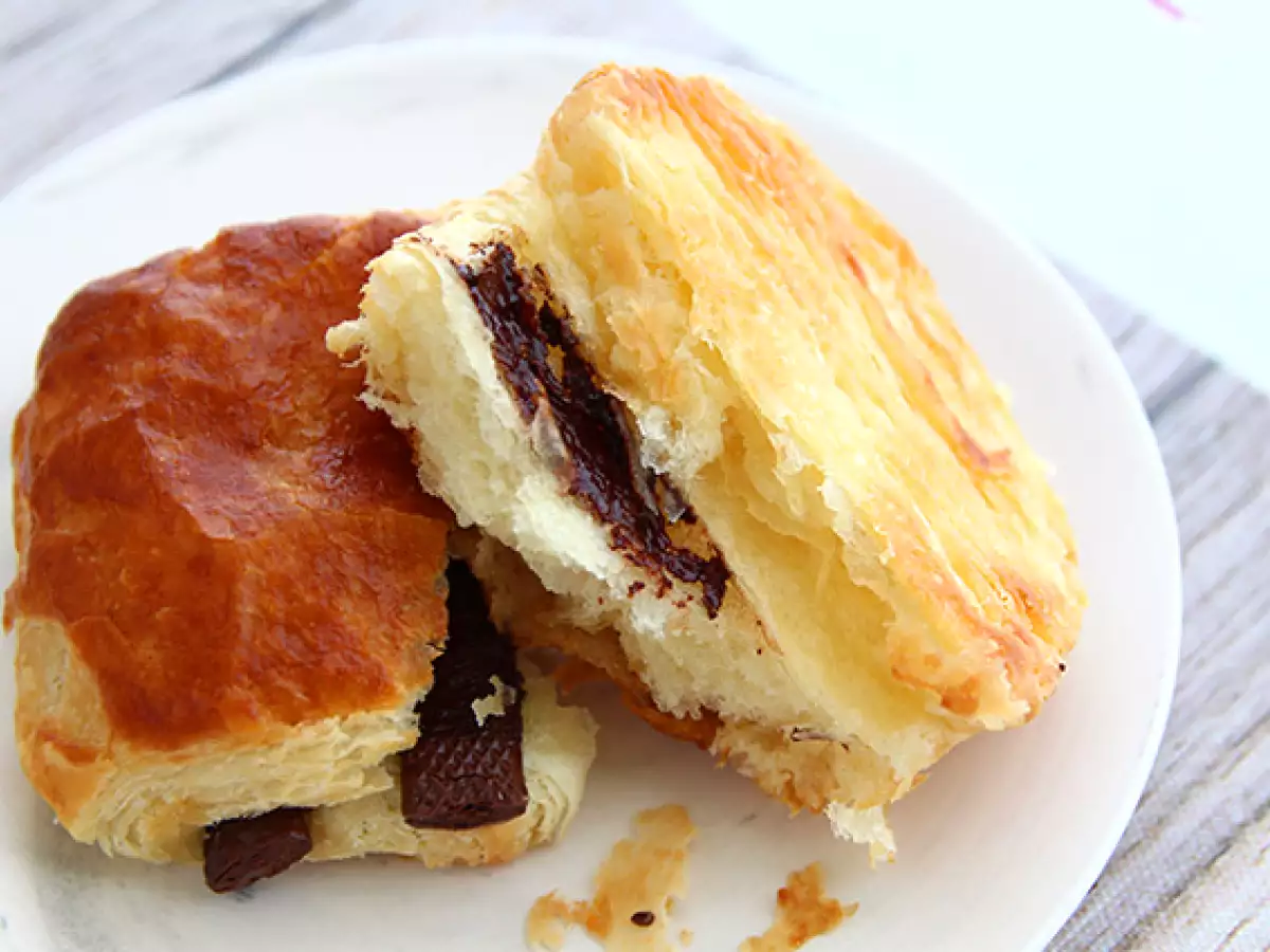 Pain au chocolat eller chocolatines – franska chokladbröd - foto 4