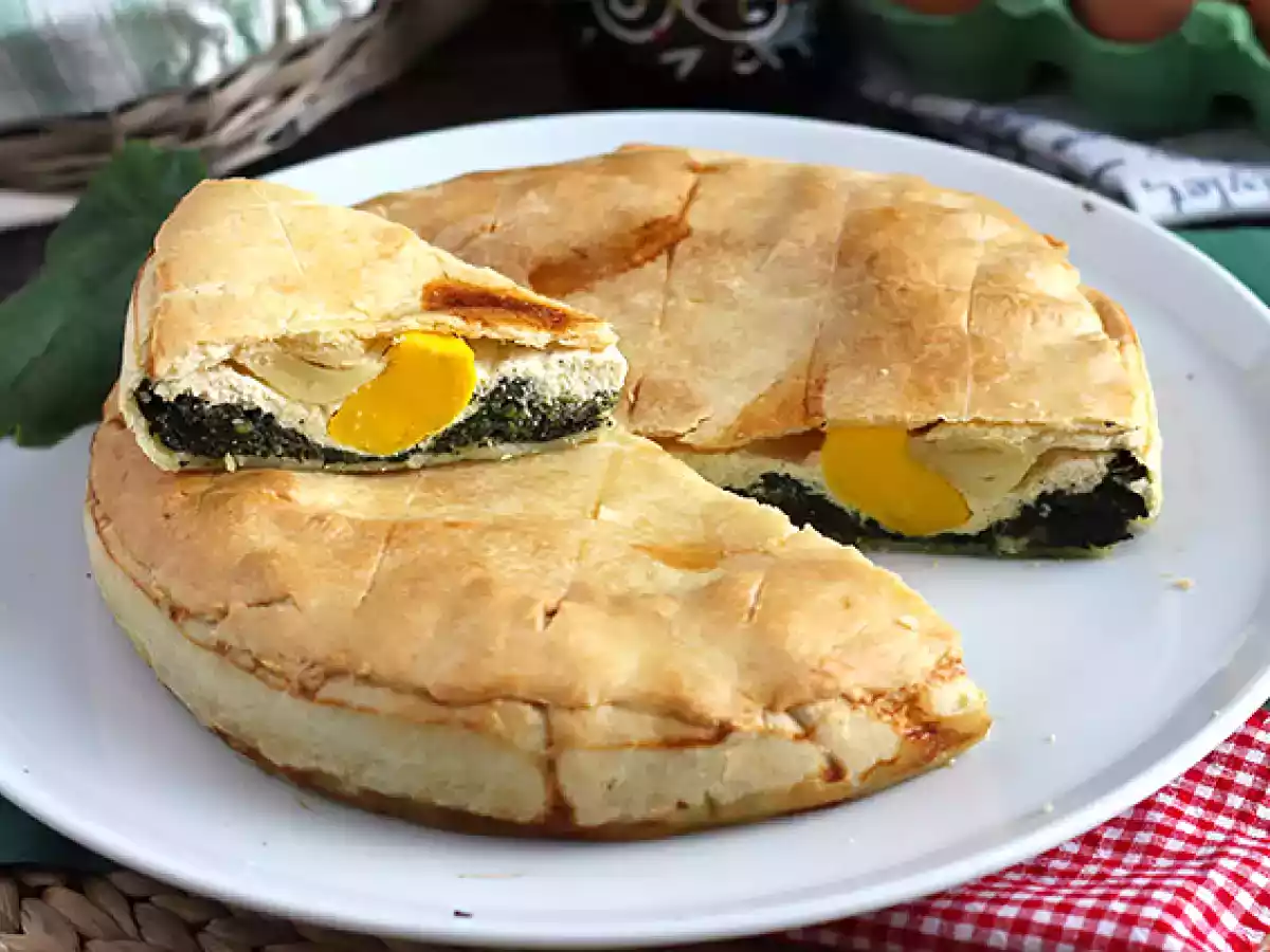 Paj med spenat, ricotta och ägg - italiensk Torta Pasqualina