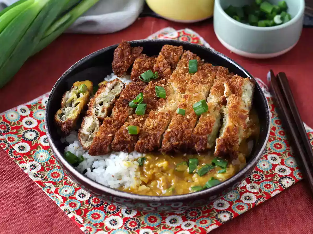 Panerad aubergine med pankoströbröd, katsu-liknande japansk curry men vegetarisk - foto 4