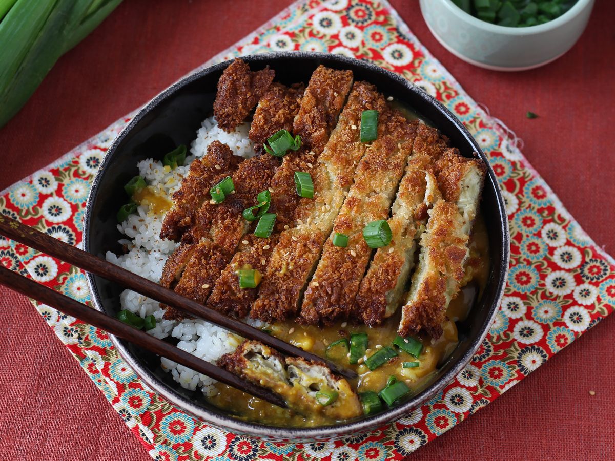 Panerad aubergine med pankoströbröd, katsu-liknande japansk curry men vegetarisk - foto 7