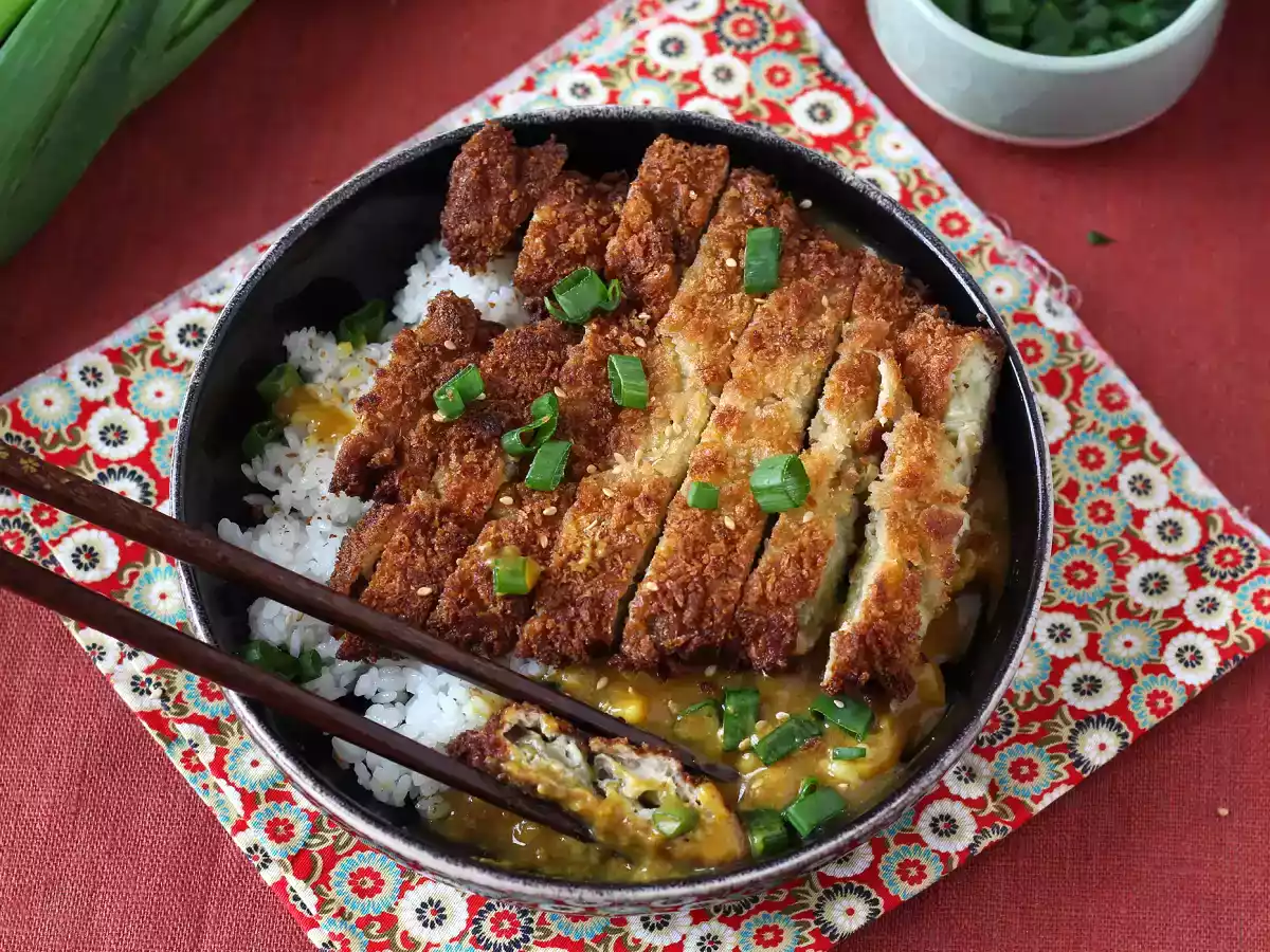 Panerad aubergine med pankoströbröd, katsu-liknande japansk curry men vegetarisk - foto 7