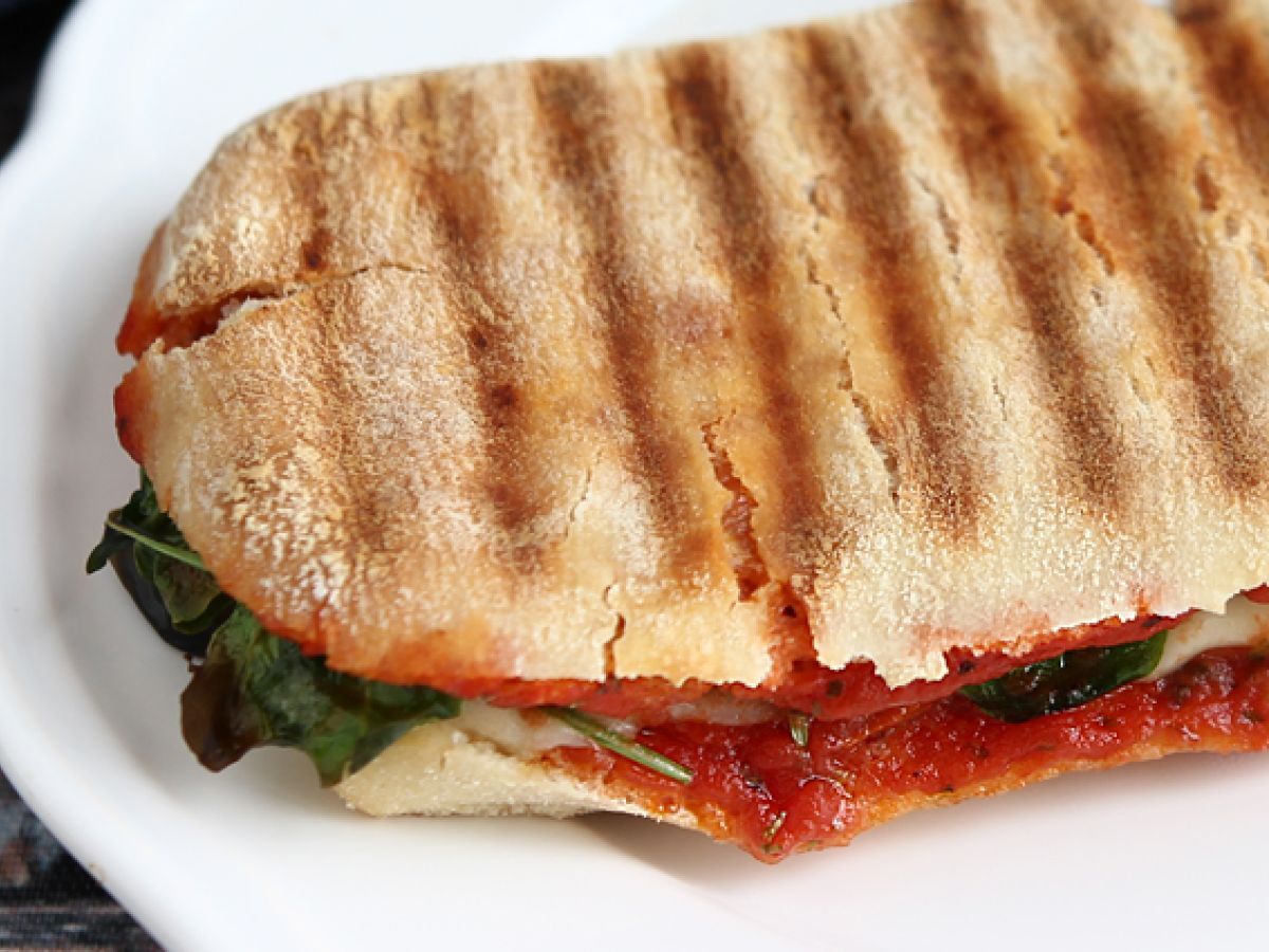Panini med chorizo och emmentaler - foto 4