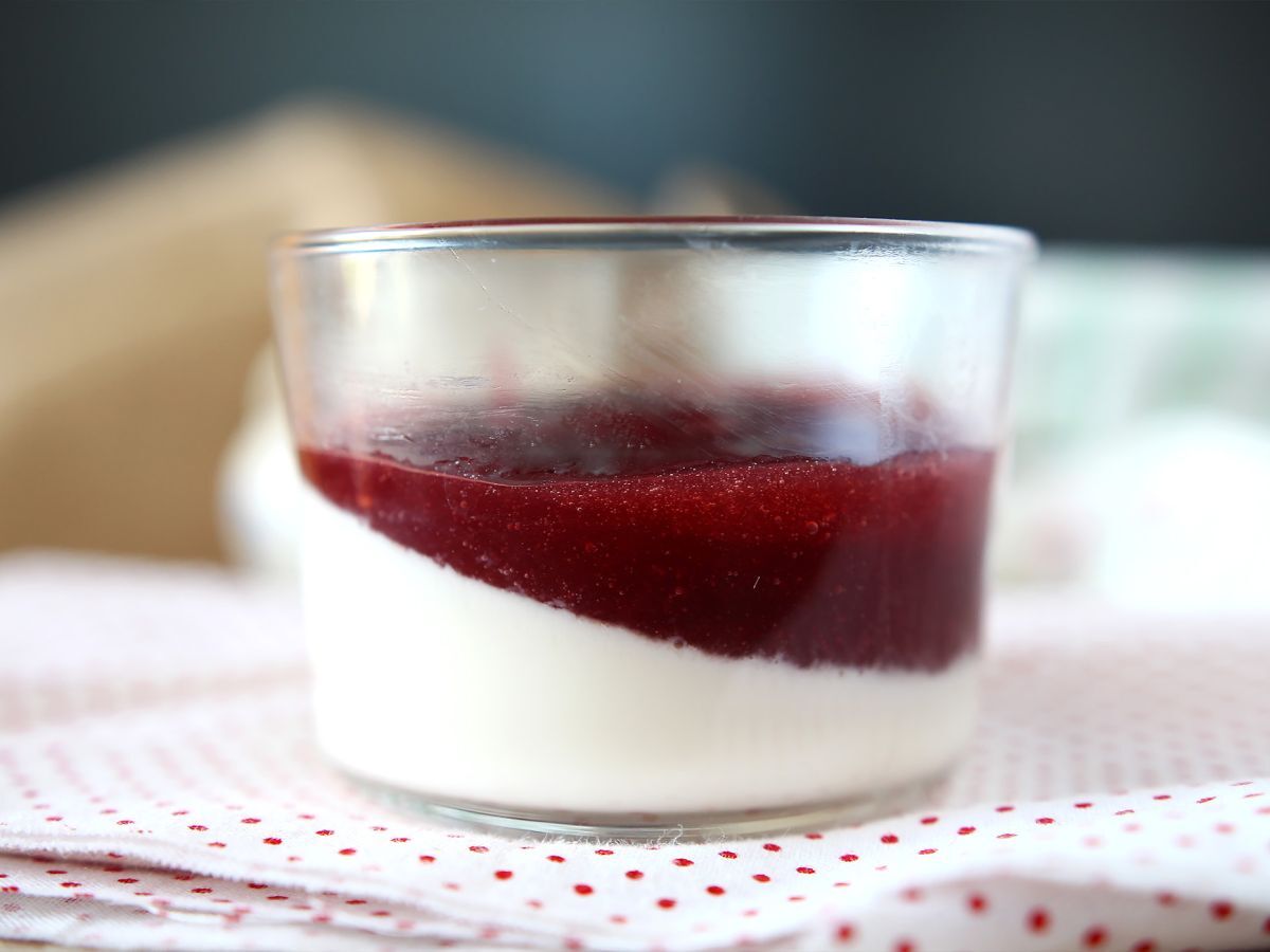 Panna cotta med bärcoulis - foto 2