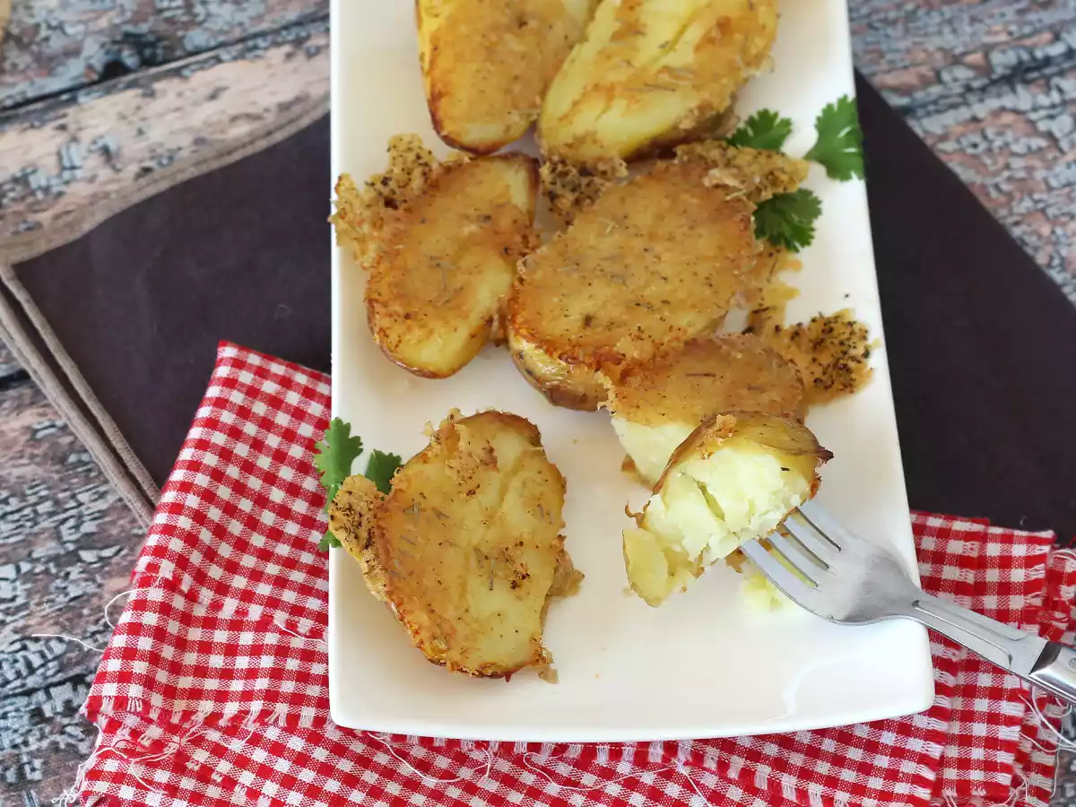 Parmesanpotatis, mjuk på insidan och krispig på utsidan!