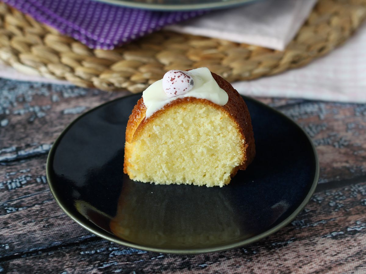 Påskbottentårta med citron och vit choklad - foto 7