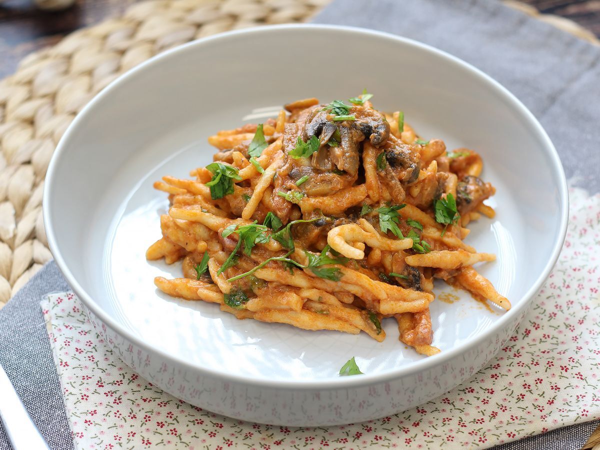 Pasta alla boscaiola, den perfekta rätten för höst och vinter