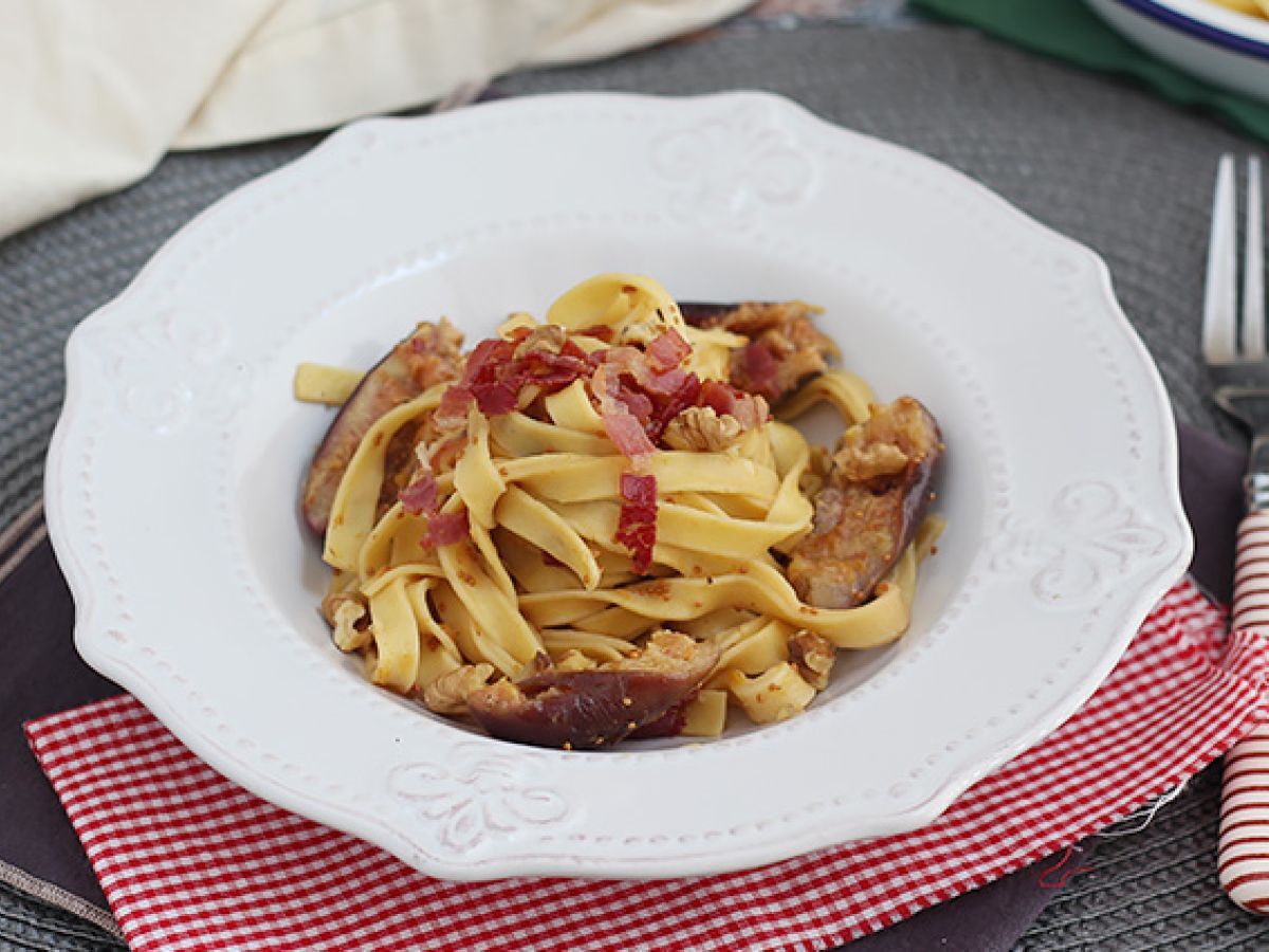 Pasta med fikon och pancetta - foto 3