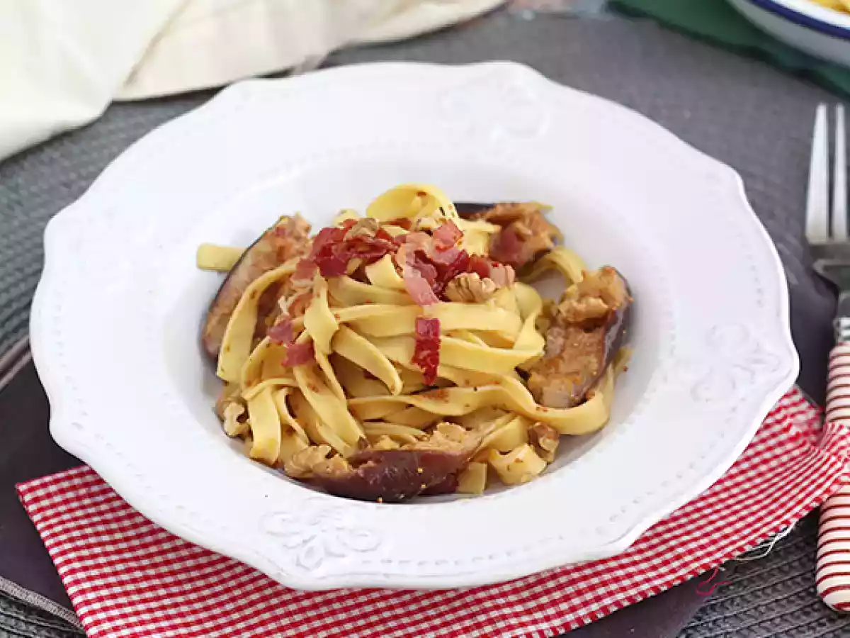 Pasta med fikon och pancetta - foto 3