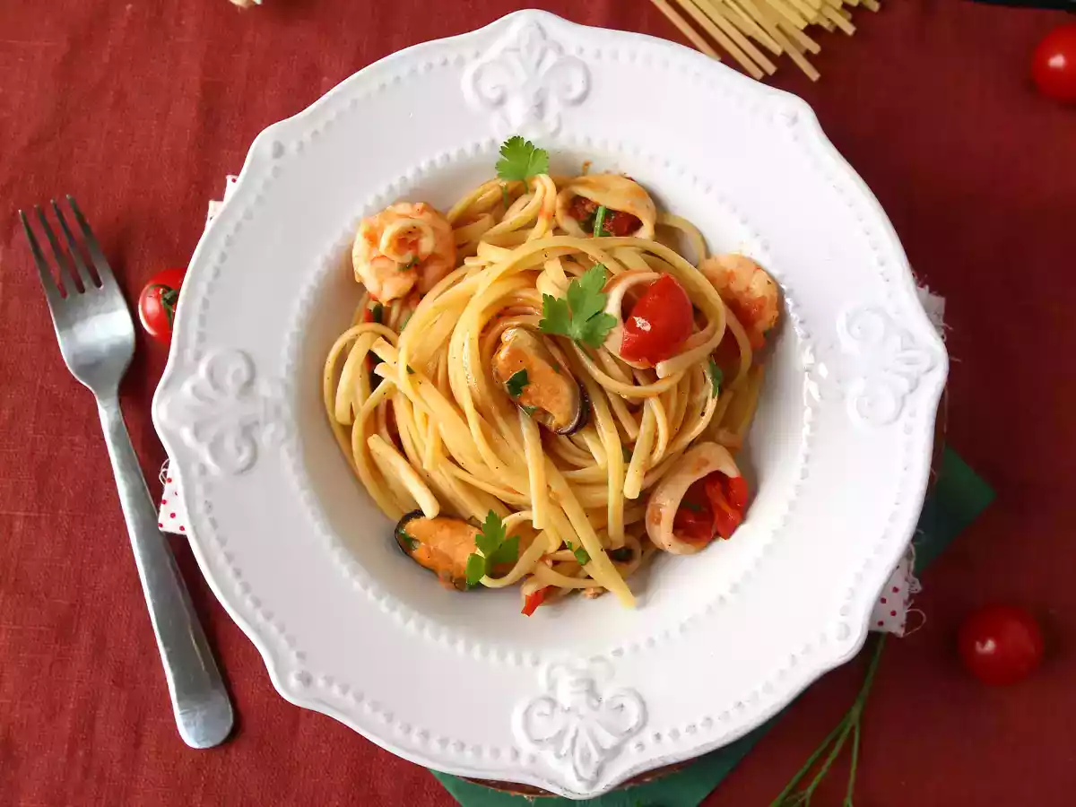 Pasta med frysta skaldjur - en välsmakande och snabb rätt - foto 5