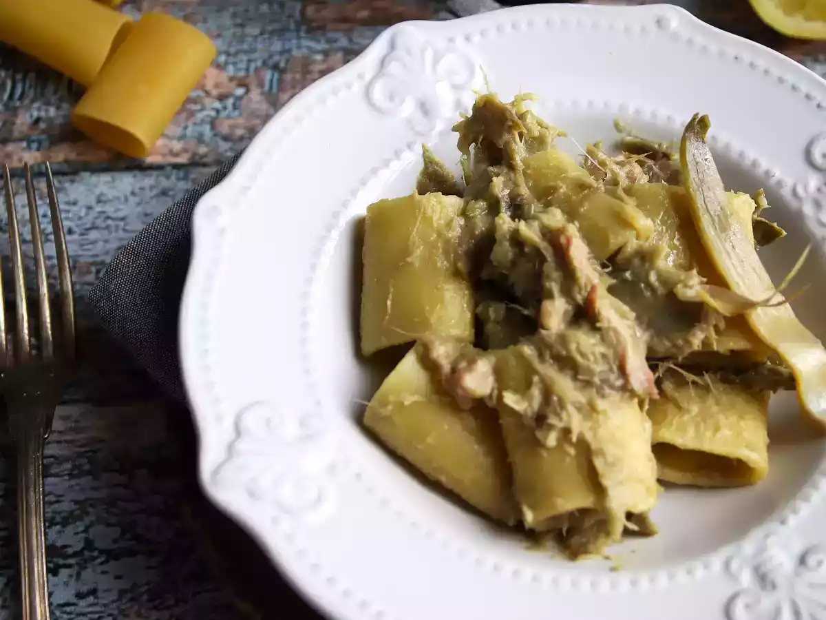 Pasta med kronärtskockor och bacon, en smakrik och lättlagad rätt - foto 2