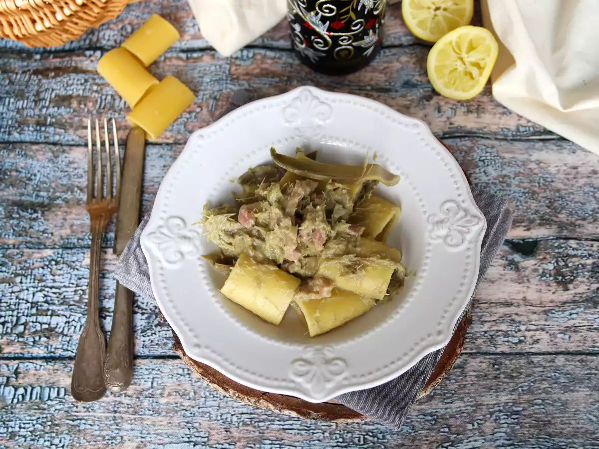 Pasta med kronärtskockor och bacon, en smakrik och lättlagad rätt - foto 3