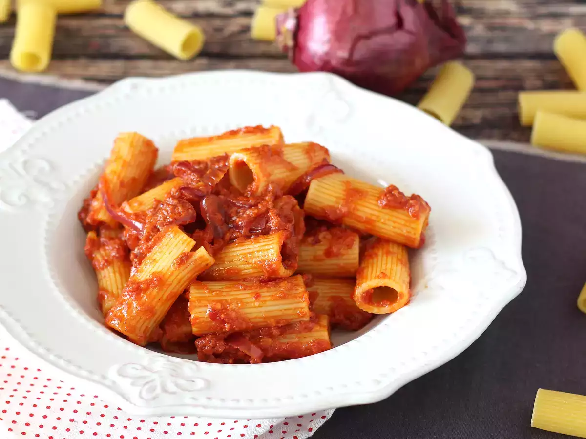Pasta med 'nduja – en lättlagad kalabrisk pastarätt - foto 5