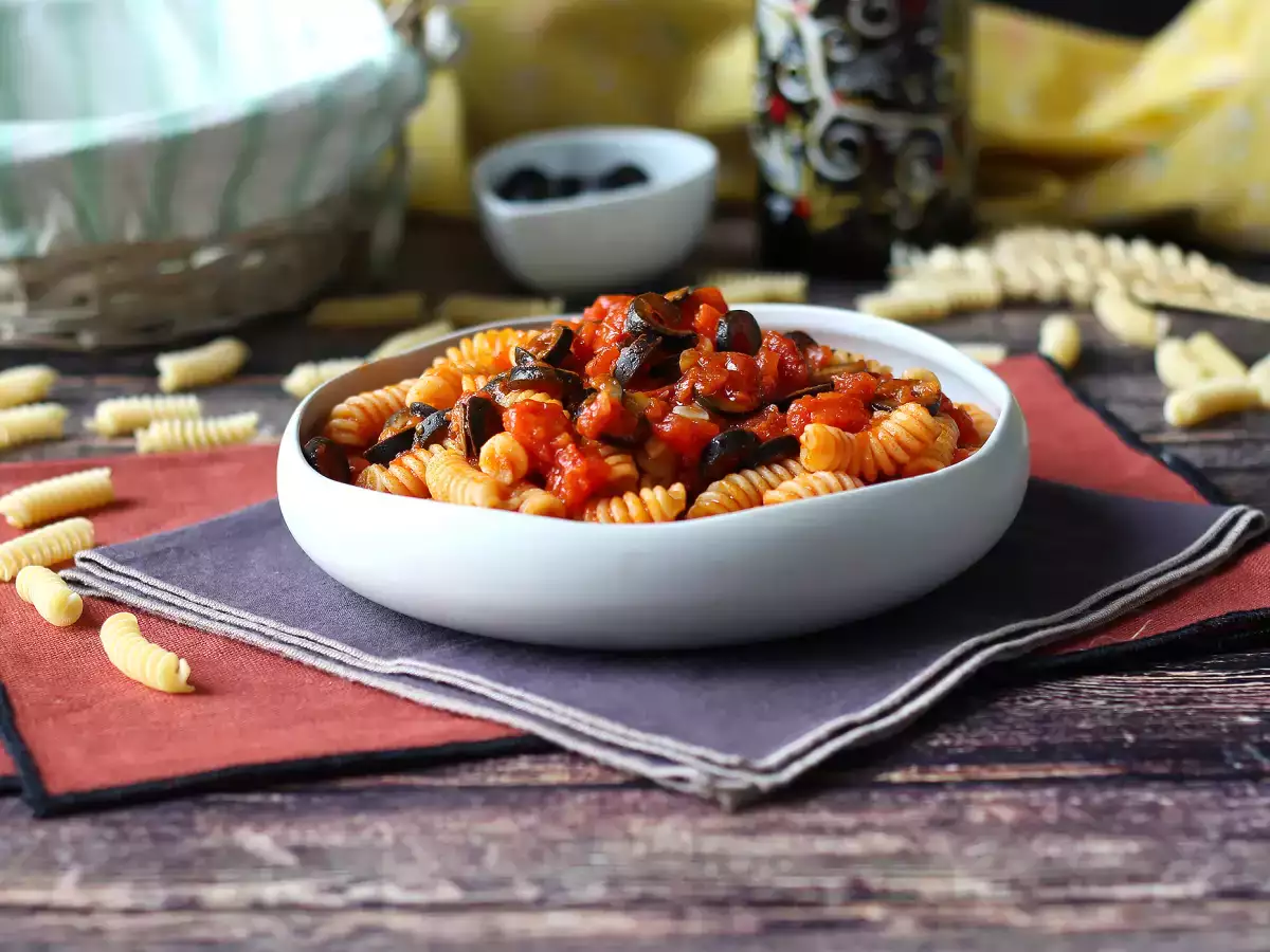 Pasta med olivsås: billig, smakrik och lättlagad! - foto 2