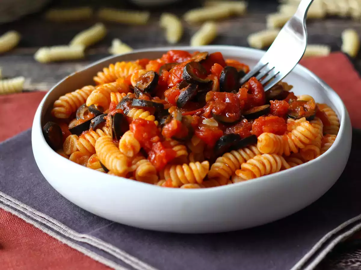 Pasta med olivsås: billig, smakrik och lättlagad! - foto 5