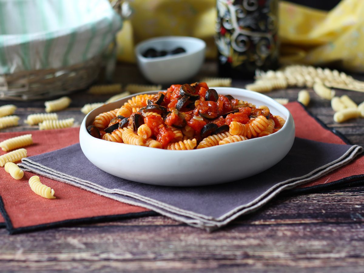 Pasta med olivsås: ekonomisk, välsmakande och lätt att laga! - foto 2