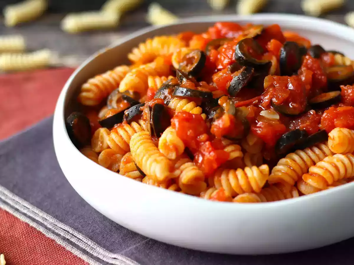 Pasta med olivsås: ekonomisk, välsmakande och lätt att laga! - foto 4
